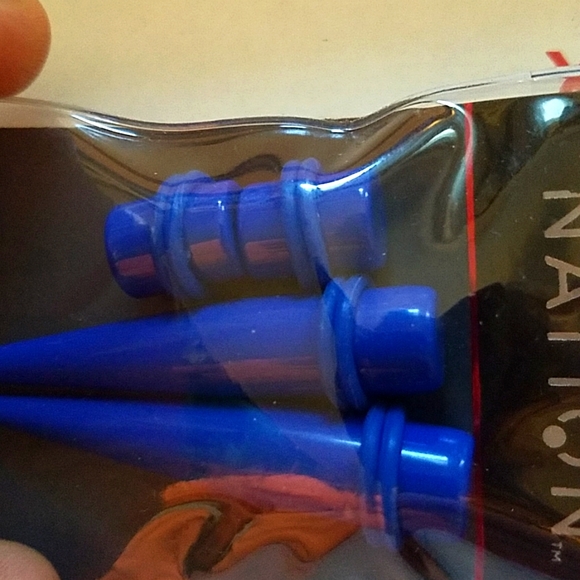 NWT PIERCED NATION ALL BLUE ACRYLIC PLUGS AND TAPERS - Picture 3 of 3